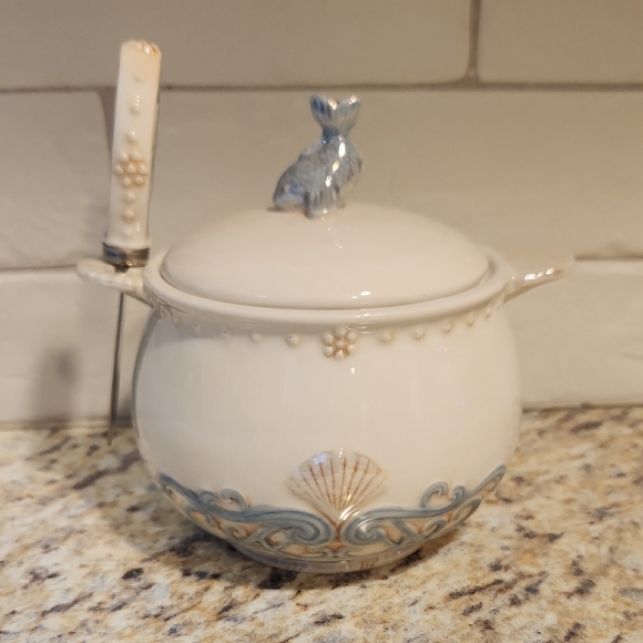 Other - Coastal Seashell Covered Dish With Spreader